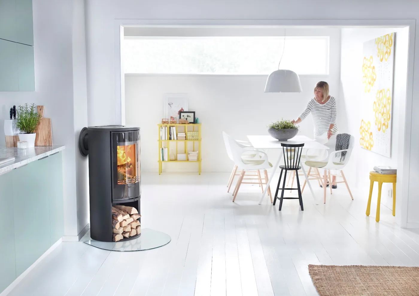 Contura 510 Style – kamin na drva u dnevnom boravku